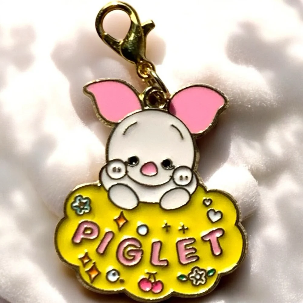 Piglet Enamel Disney, Winnie the Pooh Keychain, Diaper Bag, & Zipper pull charm